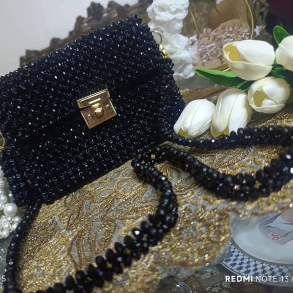 ⁦حقيبة نسائية خرز⁩ - الصورة ⁦1⁩