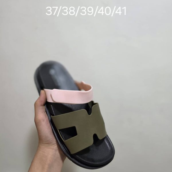 ⁦صندل نسائي مستورد⁩ - الصورة ⁦1⁩