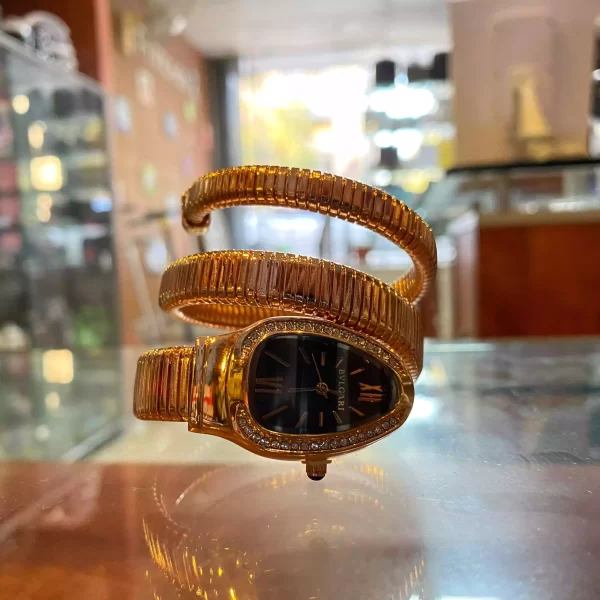 ⁦ساعة نسائية BVLGARI⁩ - الصورة ⁦2⁩