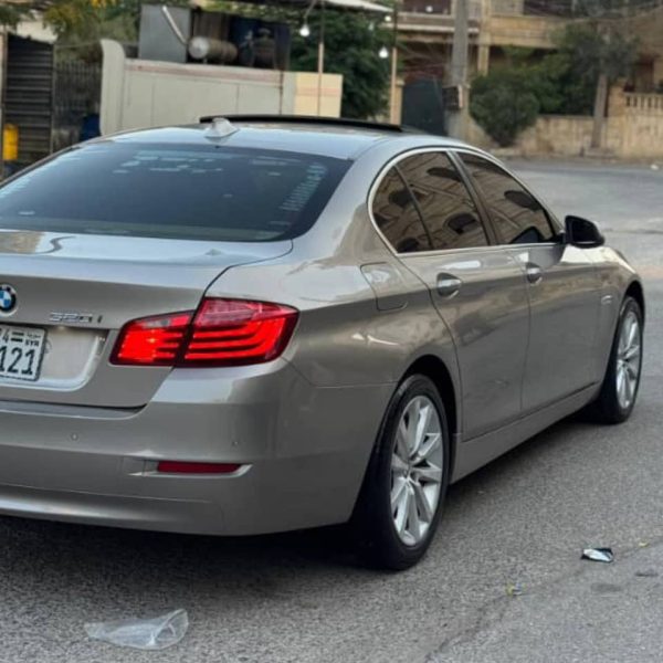 ⁦سيارة Bmw 520i⁩ - الصورة ⁦3⁩