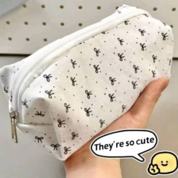 ⁦مقلمة مدرسية بناتية⁩ - الصورة ⁦1⁩