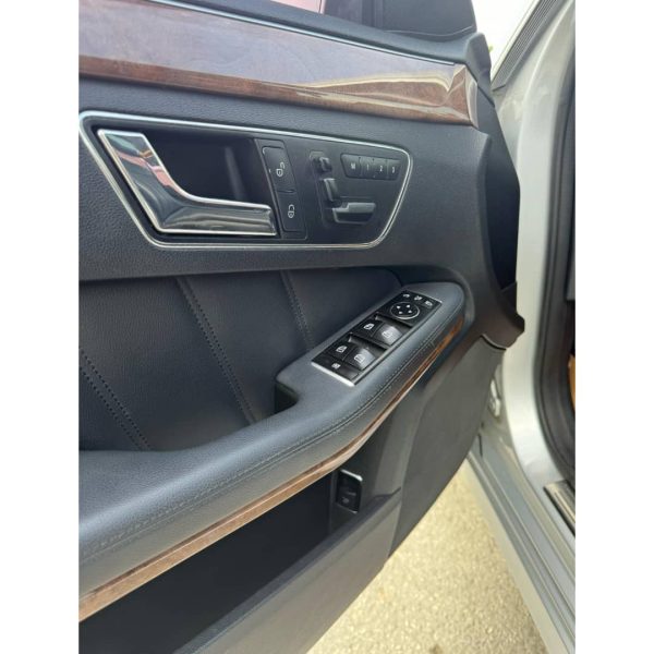 ⁦سيارة Mercedes E300/2011⁩ - الصورة ⁦6⁩