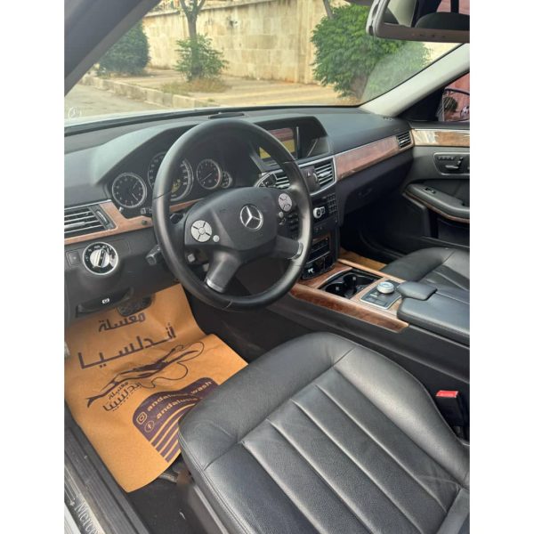 ⁦سيارة Mercedes E300/2011⁩ - الصورة ⁦8⁩