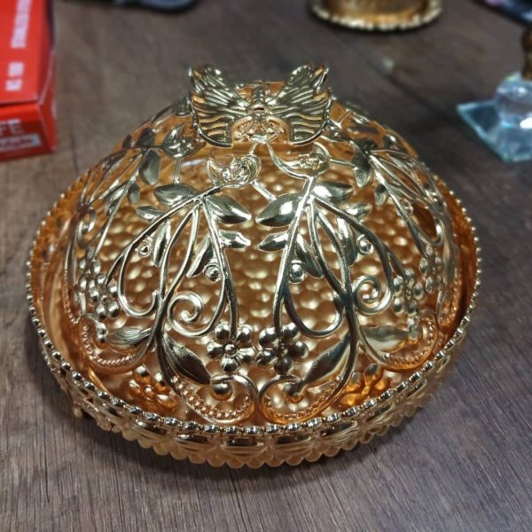 ⁦مضيفة معدن مع غطاء⁩ - الصورة ⁦1⁩