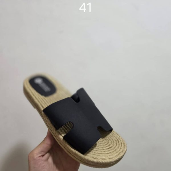 ⁦صندل نسائي مستورد⁩ - الصورة ⁦2⁩