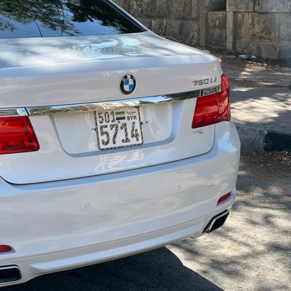 ⁦سيارة BMW 750⁩ - الصورة ⁦5⁩