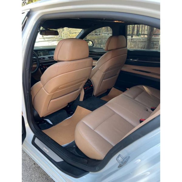 ⁦سيارة BMW 750⁩ - الصورة ⁦7⁩