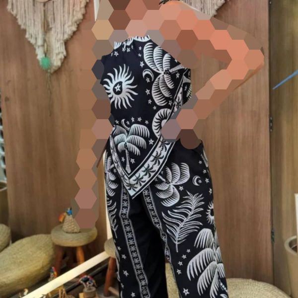 ⁦طقم نسائي قطعتين⁩ - الصورة ⁦2⁩