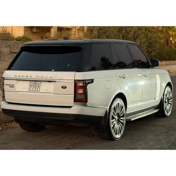 ⁦سيارة Range Rover vogue 2016⁩ - الصورة ⁦4⁩