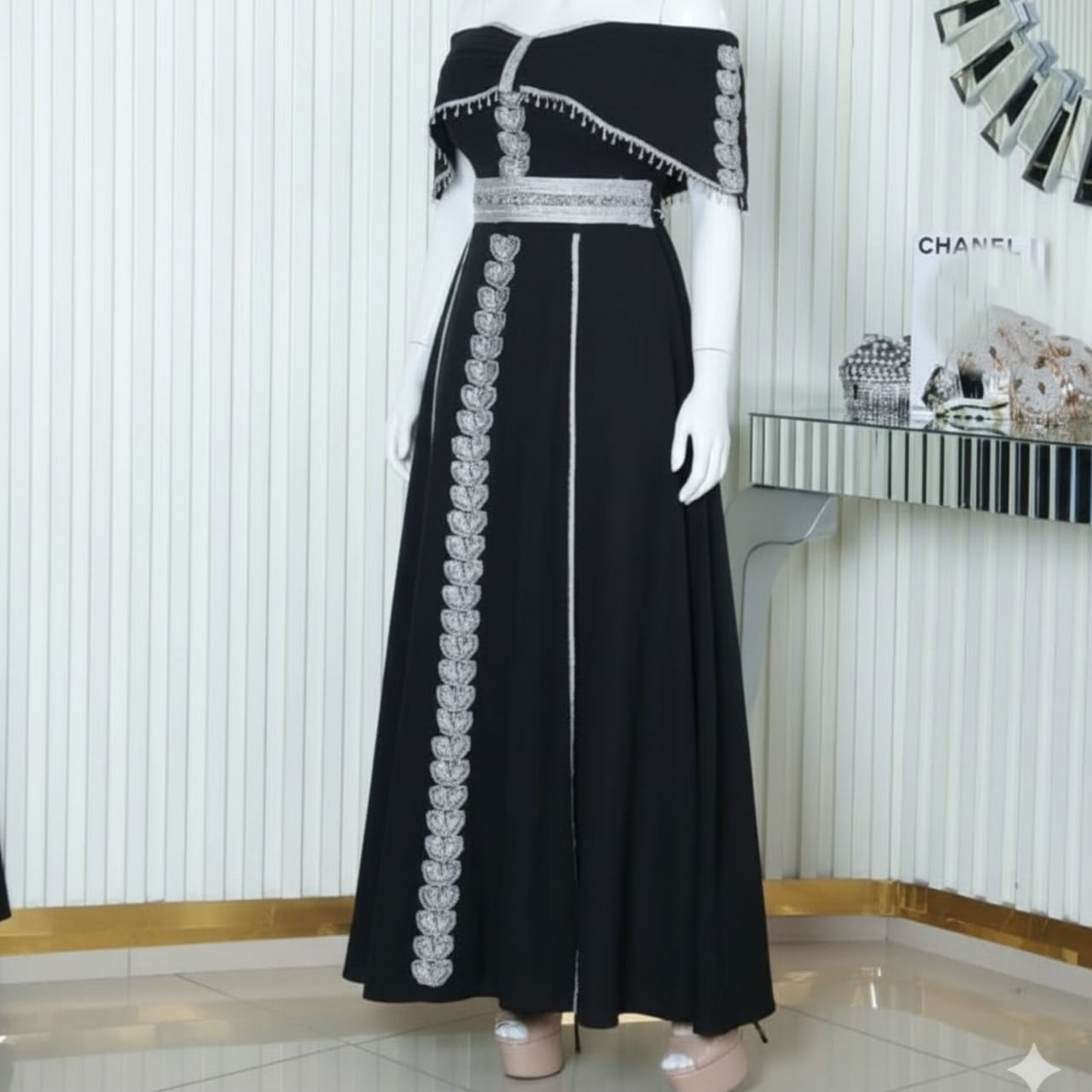 8 فستان نسائي كريب باربي - الصورة 1