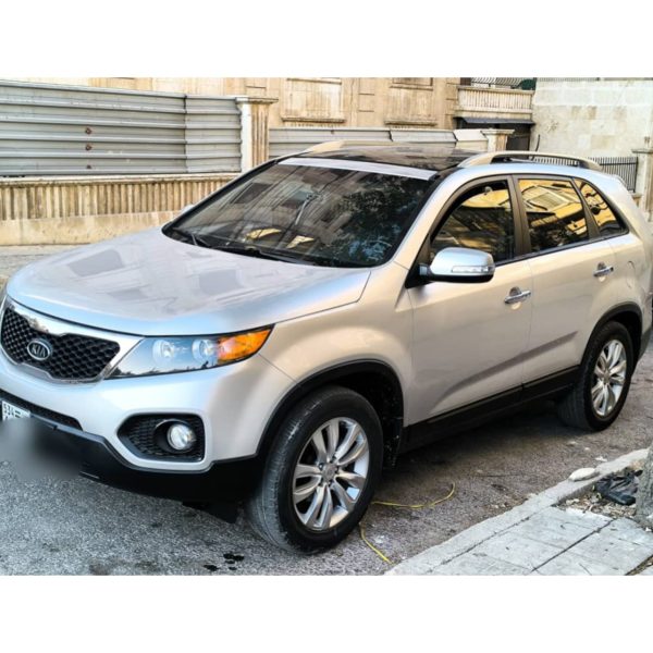 ⁦سيارة kia sorento 2011⁩ - الصورة ⁦2⁩