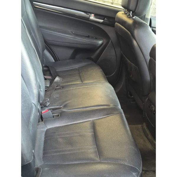 ⁦سيارة kia sorento 2011⁩ - الصورة ⁦8⁩