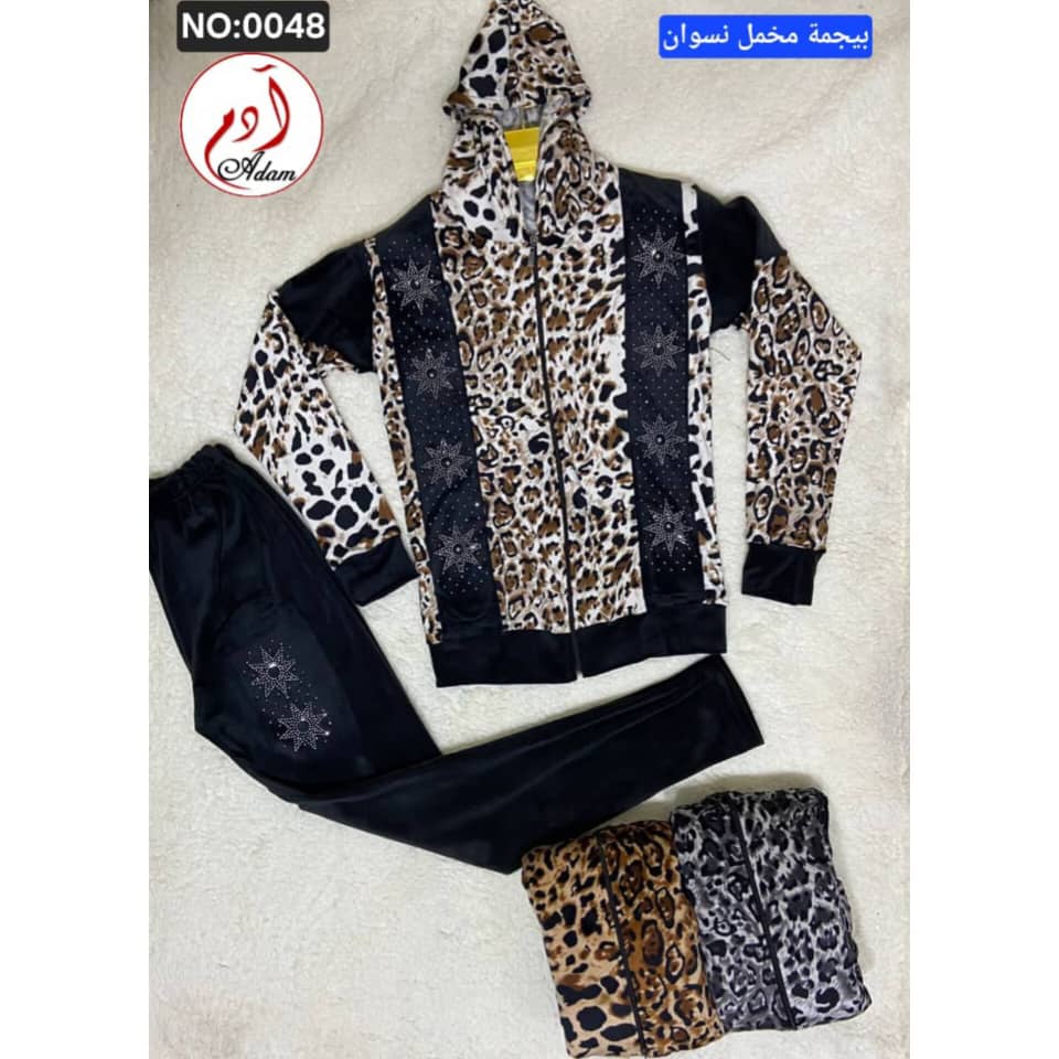 WhatsApp Image 2025-10-09 at 7.56.48 PM بيجاما نسائية مخمل - الصورة 1