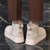 ⁦بوط نسائي UGG⁩ - الصورة ⁦11⁩