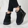 ⁦بوط نسائي UGG⁩ - الصورة ⁦2⁩