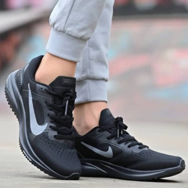 ⁦خفافة رجالية Nike⁩ - الصورة ⁦4⁩