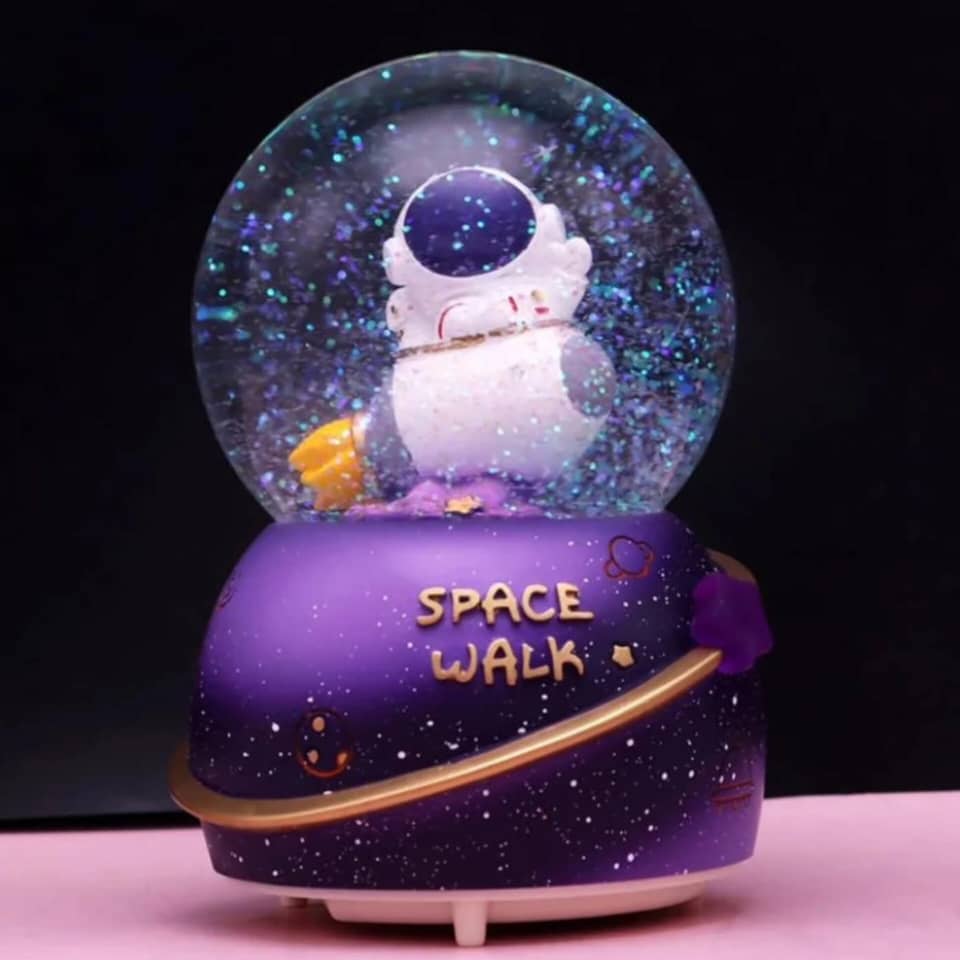 WhatsApp Image 2025-10-19 at 11.40.47 PM كرة ثلج مضيئة - الصورة 1