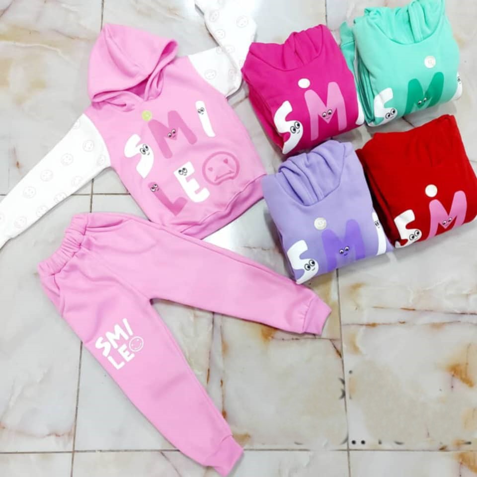 WhatsApp Image 2025-10-11 at 12.20.41 PM بيجاما بناتي فليس - الصورة 1