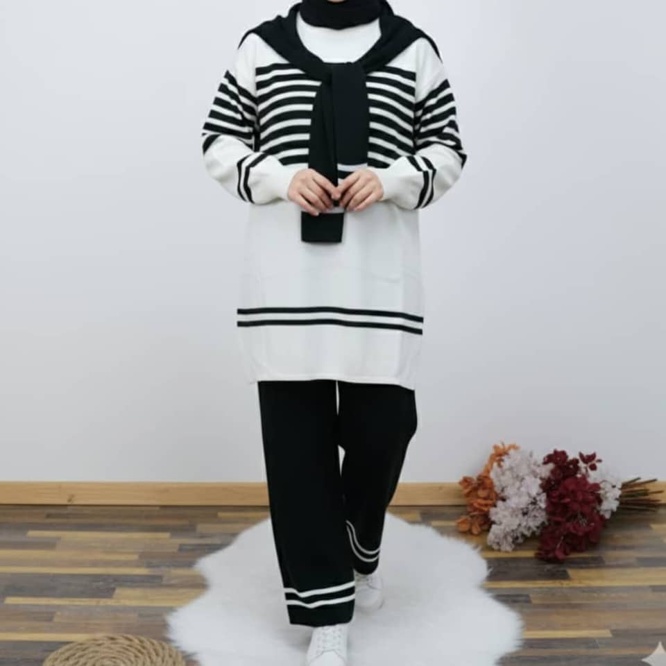 WhatsApp Image 2025-10-26 at 1.15.19 AM بيجاما نسائية مخمل - الصورة 1