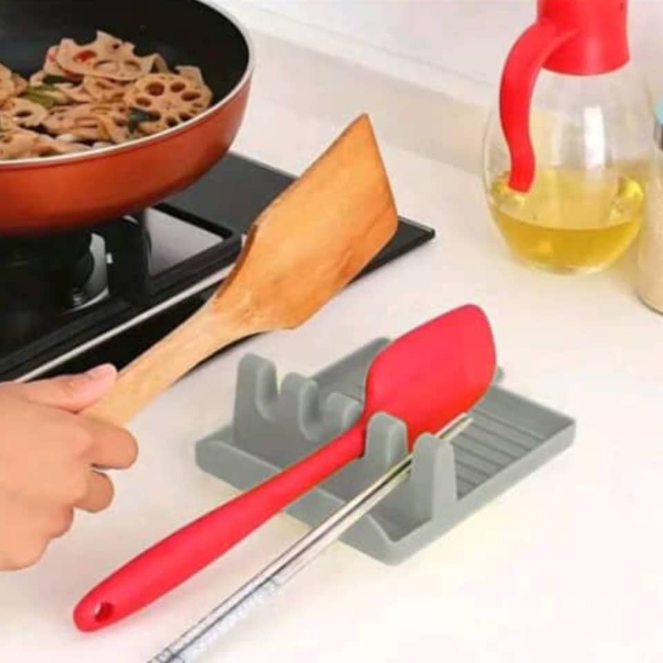 WhatsApp Image 2025-10-29 at 3.02.21 AM منظم سيليكون للملاعق - الصورة 1