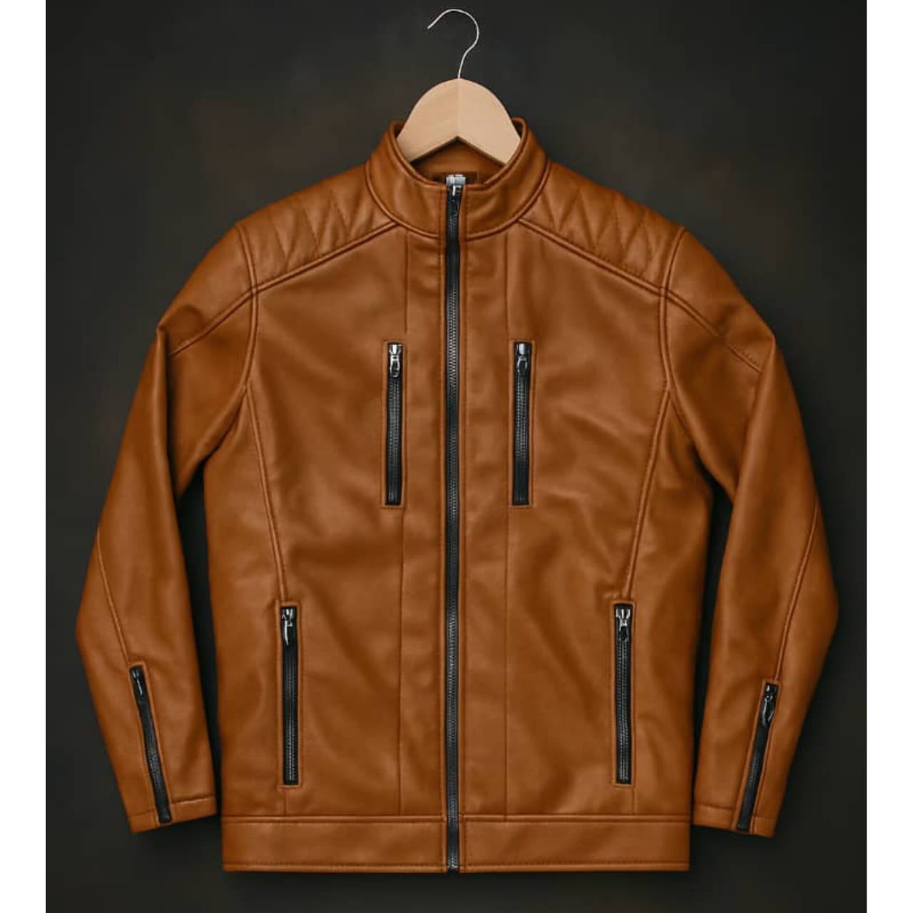WhatsApp Image 2025-10-31 at 3.43.11 PM جاكيت رجالي جلد - الصورة 1