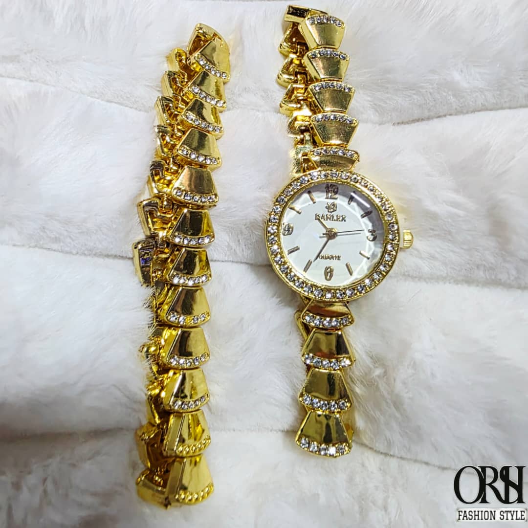 WhatsApp Image 2025-11-12 at 9.55.19 PM (1) ساعة نسائية+أسوارة - الصورة 1