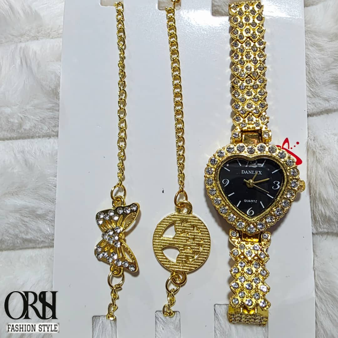 WhatsApp Image 2025-11-12 at 9.55.20 PM (1) ساعة نسائية+أساور - الصورة 1