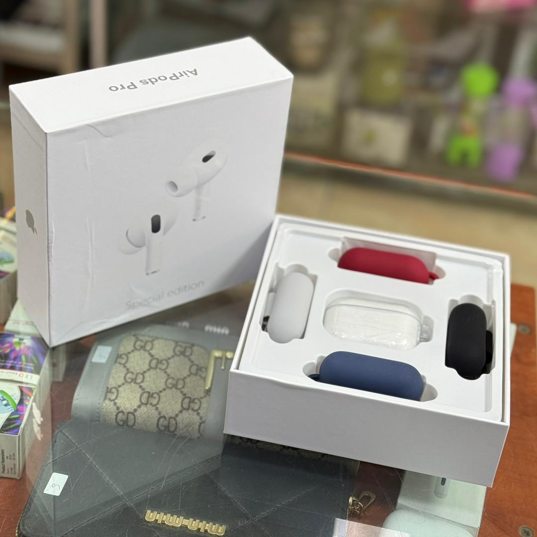 3963 سماعات بلوتوث AIRPODS PRO الجيل الثاني كوبي ون مع اربع كفرات للسماعة - الصورة 1