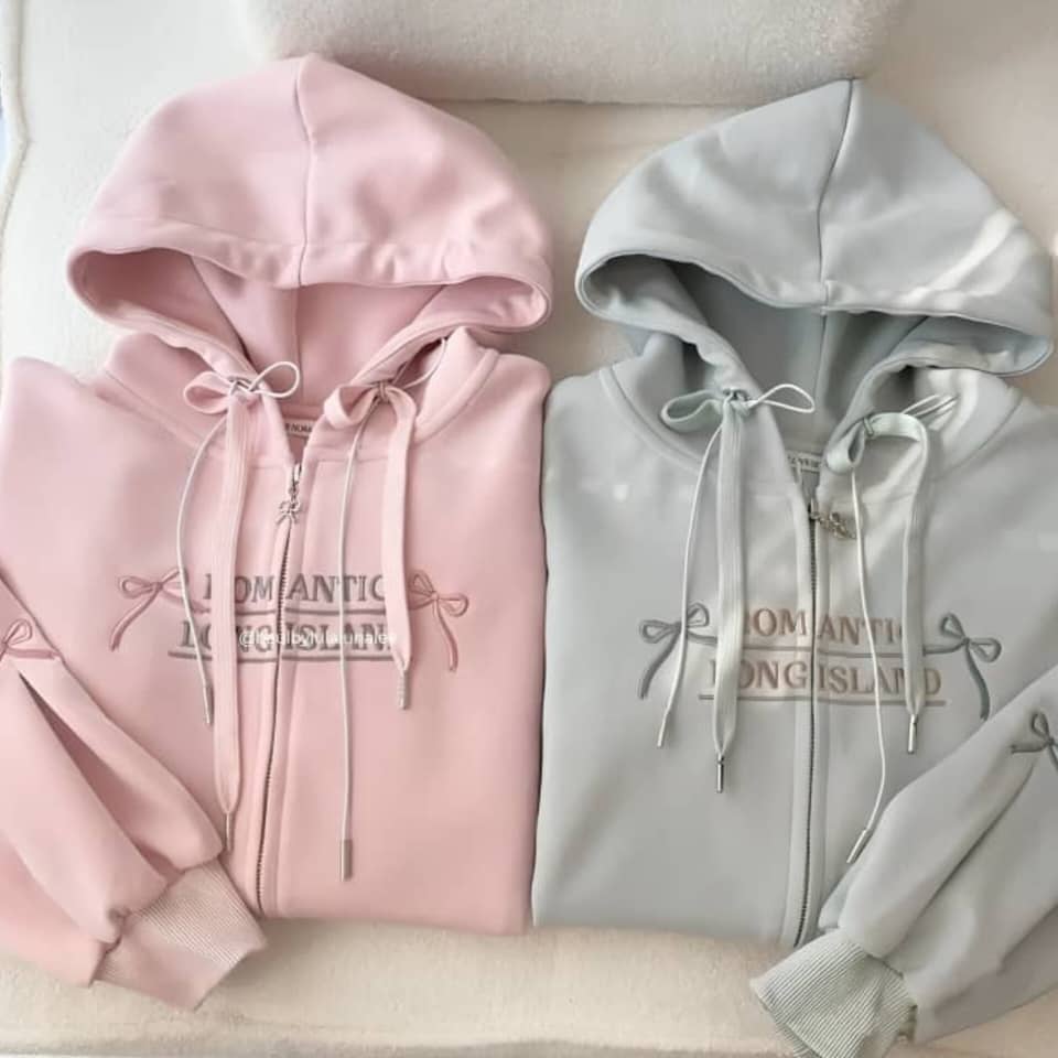 WhatsApp Image 2025-12-01 at 2.53.06 AM (1) جاكيت نسائي فليس - الصورة 1