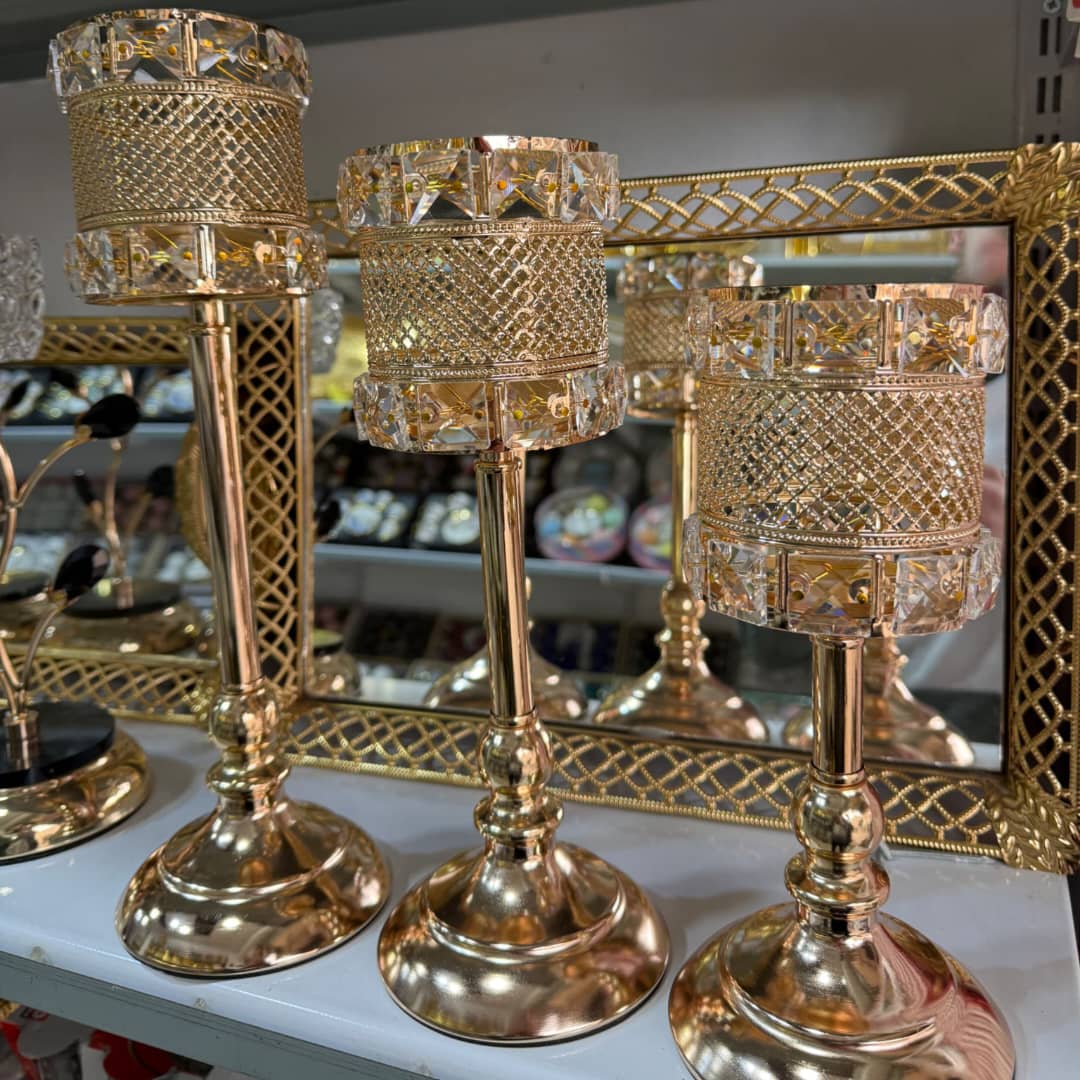 WhatsApp Image 2025-12-02 at 5.17.18 PM طقم شمعدان ثلاثي - الصورة 1