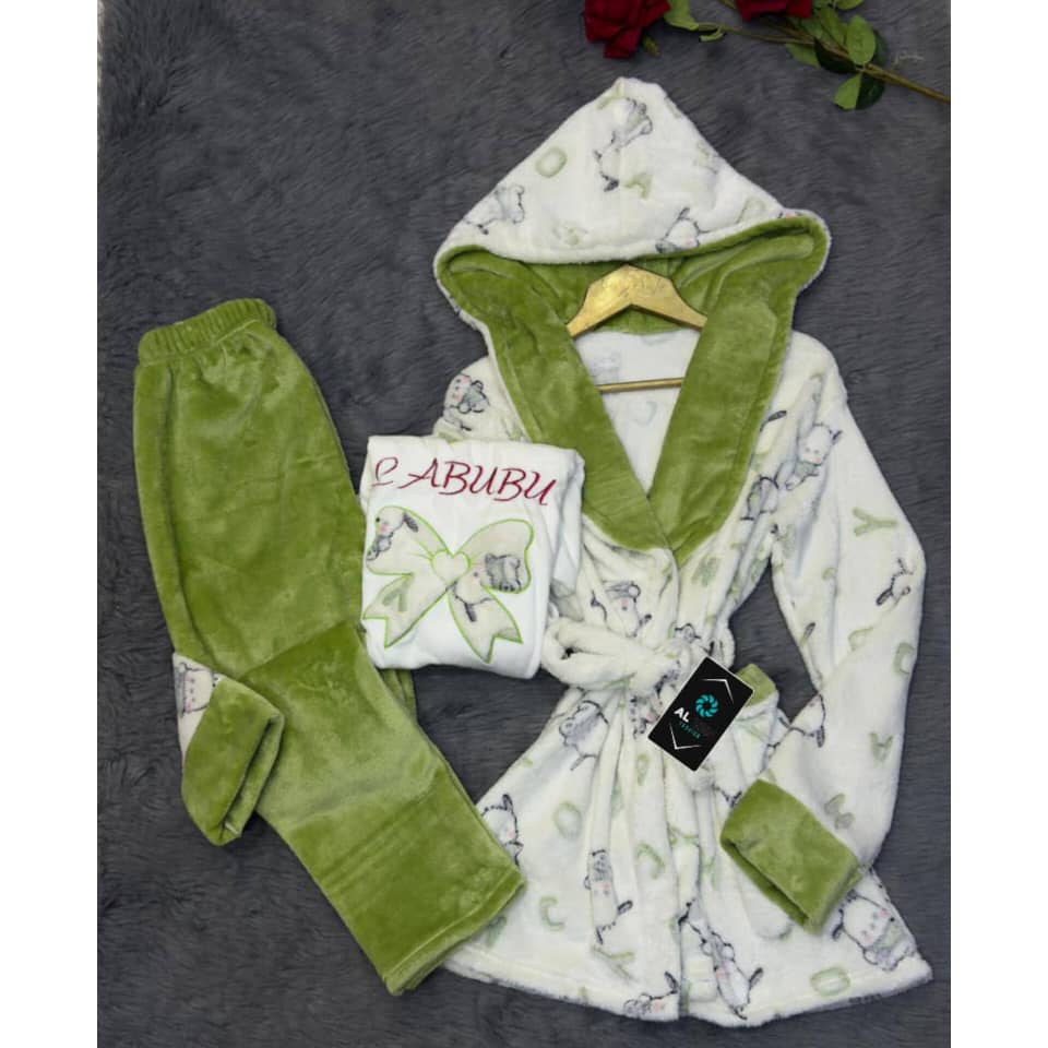 WhatsApp Image 2025-12-05 at 10.37.21 PM (1) بيجاما نسائية 3قطع - الصورة 1