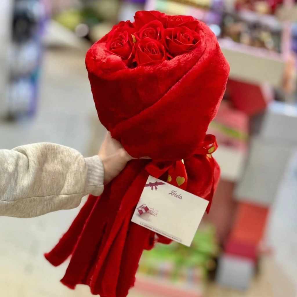 WhatsApp Image 2025-12-06 at 2.15.11 AM بوكيه سكارف ميكاسا - الصورة 1