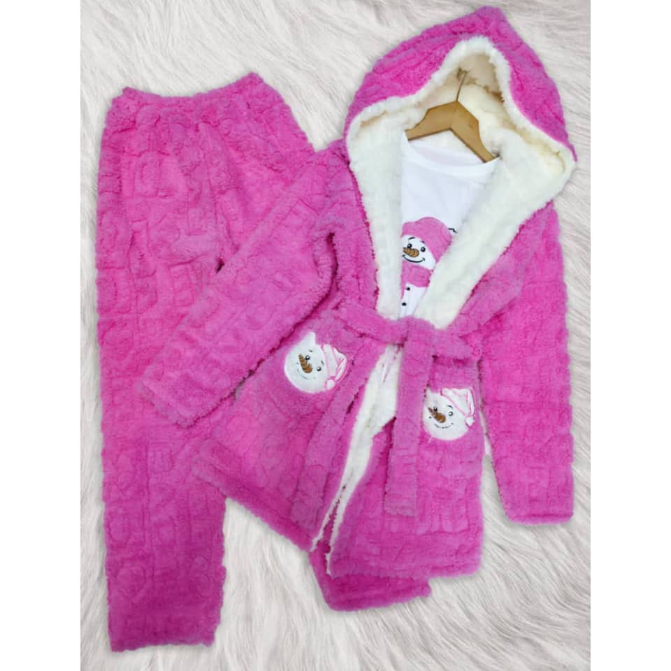 WhatsApp Image 2025-12-07 at 3.20.11 AM بيجاما نسائية 3قطع - الصورة 1