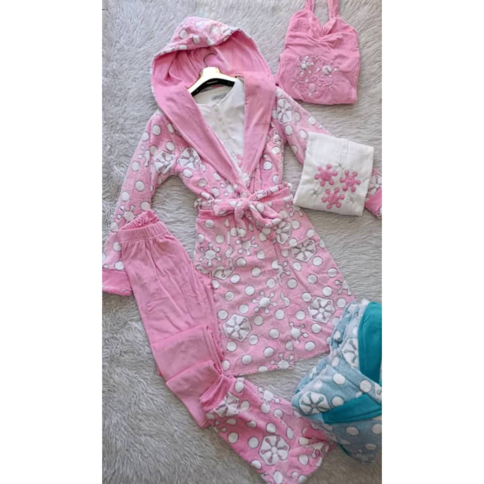 WhatsApp Image 2025-12-07 at 3.21.21 AM بيجاما نسائية 5قطع - الصورة 1