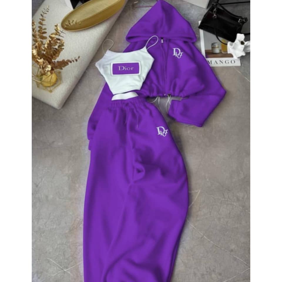 WhatsApp Image 2025-12-10 at 3.42.27 AM بيجاما نسائية 3قطع - الصورة 1